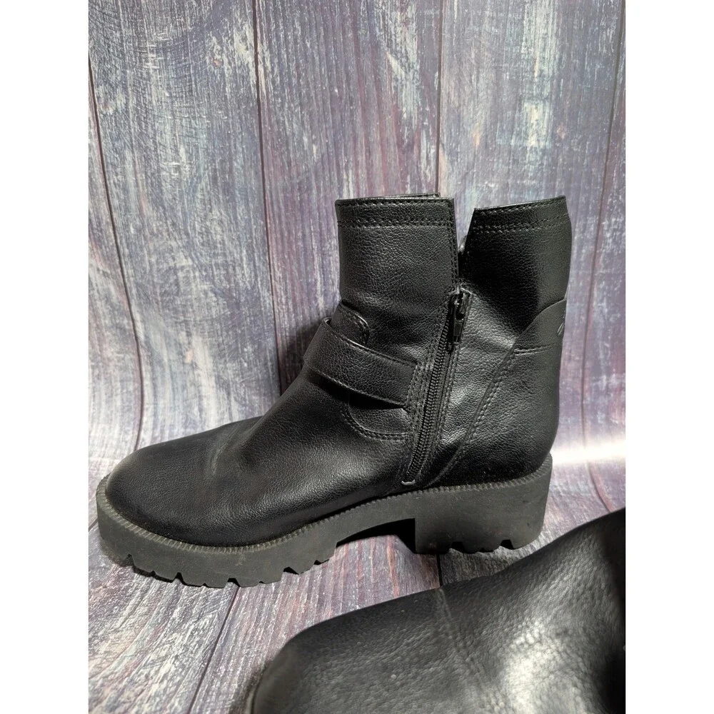 Zodiac Women’s Black Ankle Boots Buckle Strap Zip Block Heel Size 9 M Gavin